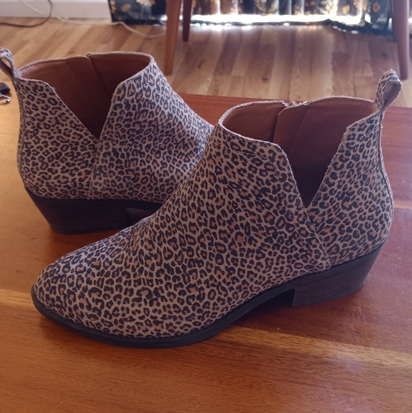 Lucky Brand Leopard Print Fallila Boots Size 9 1/2 Wide - Picture 2 of 5